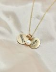 8.gold-dainty-name-necklace