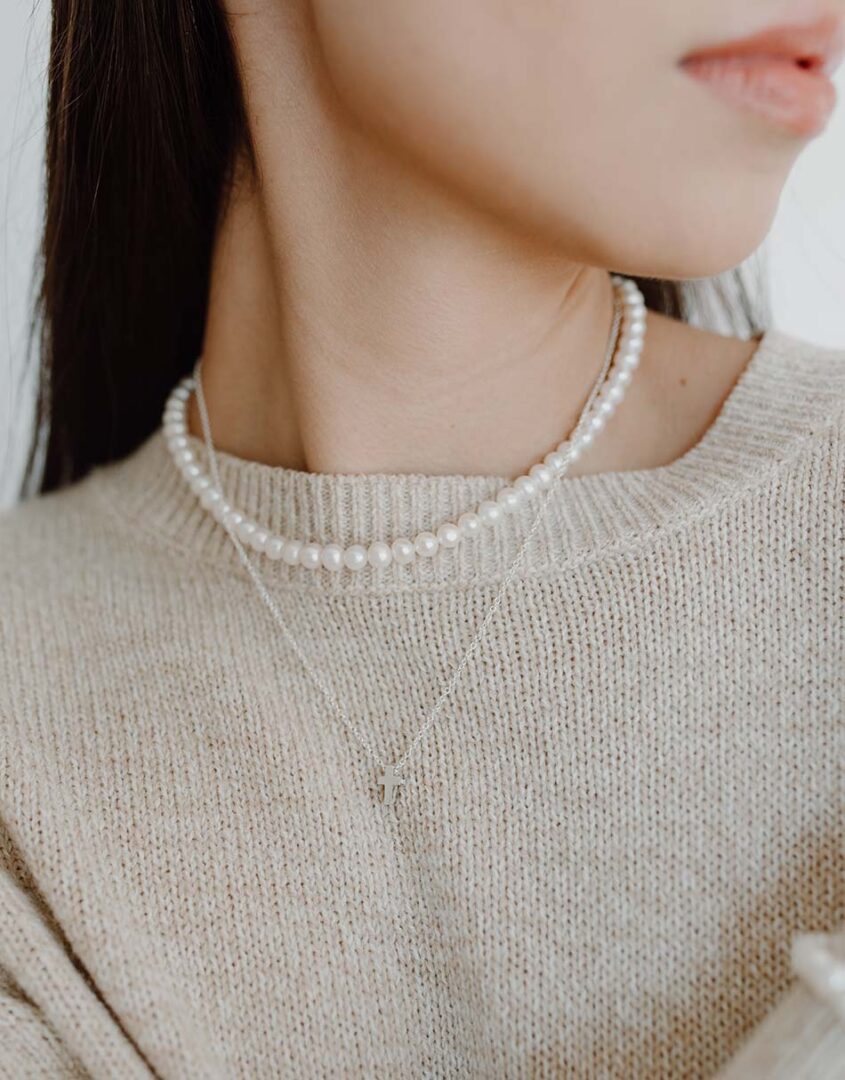 Classic Pearl Necklace For Her