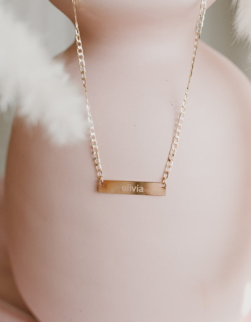 Custom Name Plate Bar Necklace For Women – Personalized Gold Or Silver Pendant