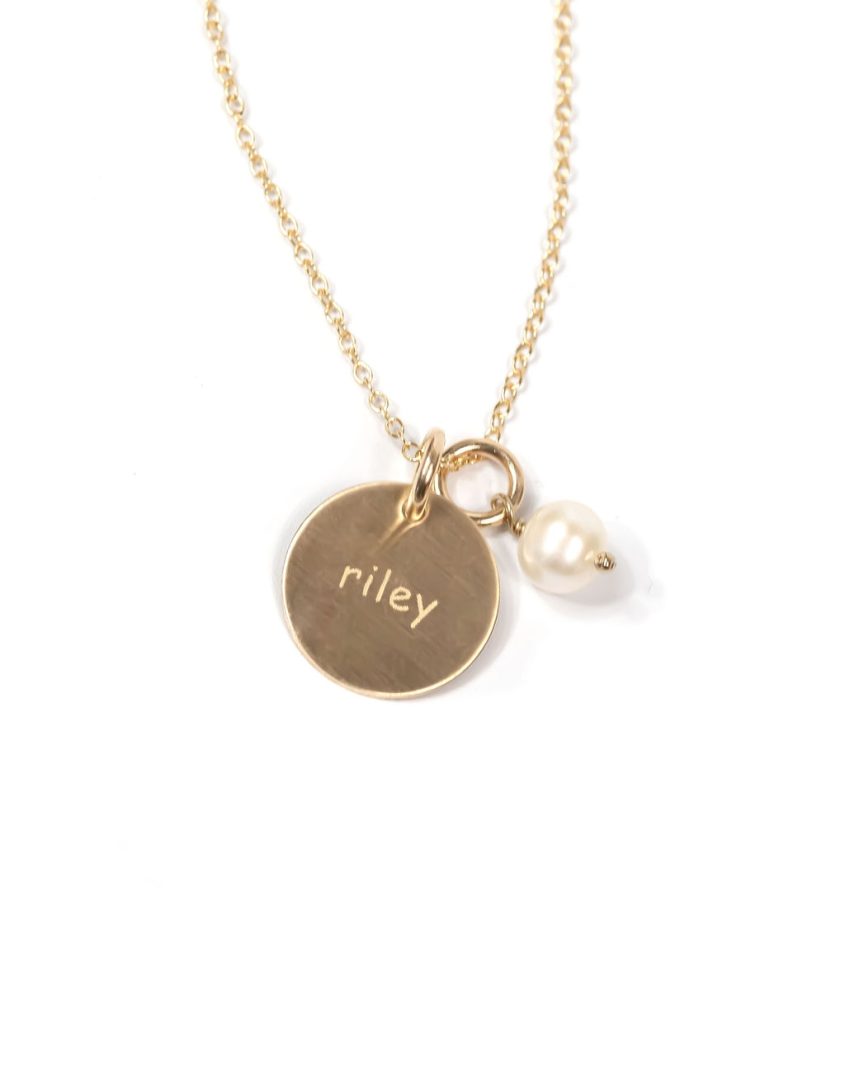 Engraved_Golden_Dainty_Names_Necklace 7