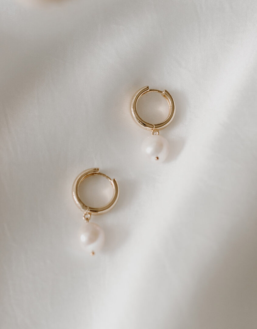 Gold Baroque Pearl Hoop Earrings | Baroque Pearl Jewelry