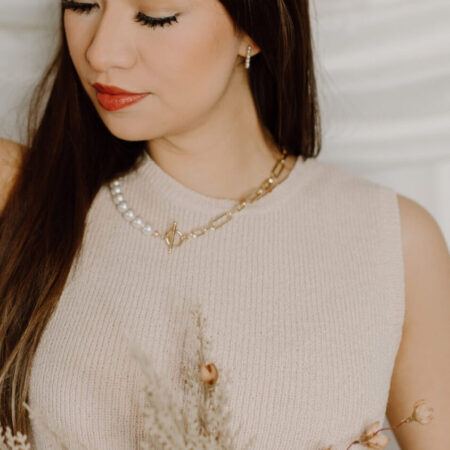 Image of model wearing Oval Link Pearl Necklace
