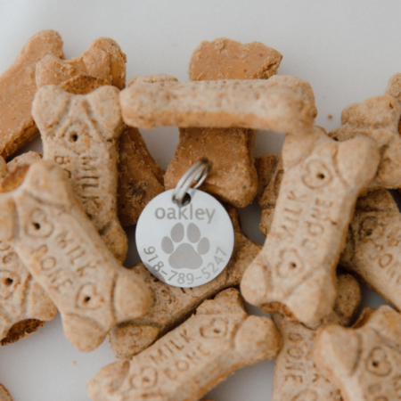 Round Collar Tag With Paw Print