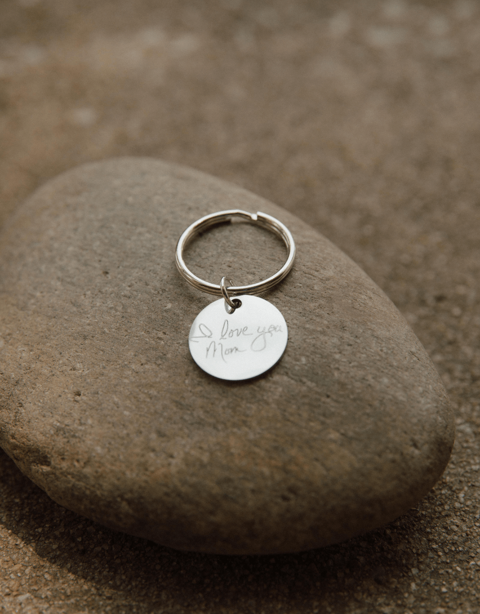 Stainless Round Disc Handwritten Keychain For Father’s Day