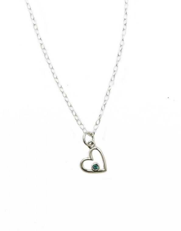 Dainty heart necklace with Swarovski birthstone crystal. Perfect gift for baptisms or your wife, sister, mom