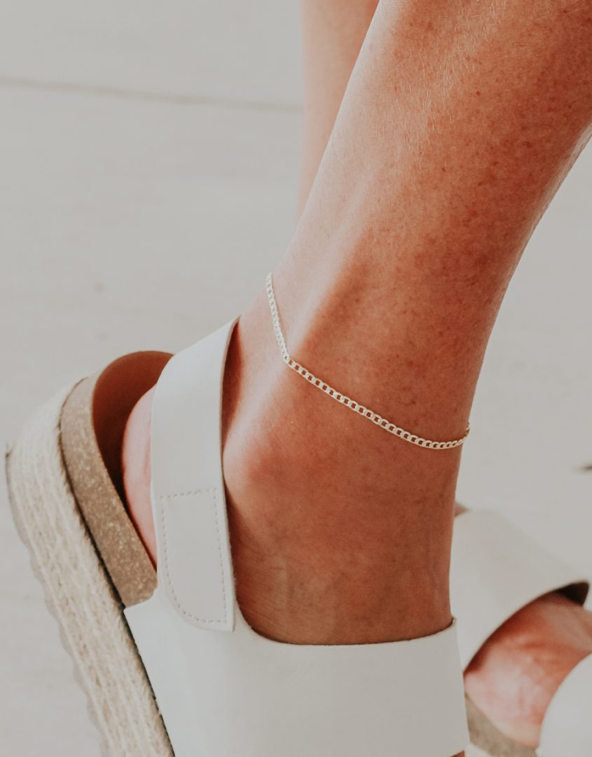 gold-curb-chain-anklet-model-2