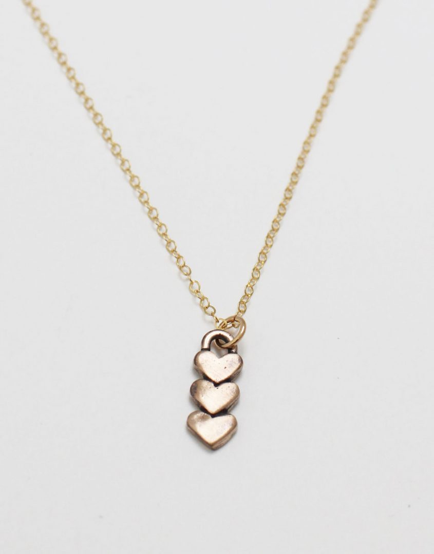 golden-little-bits-of-my-heart-necklace-img