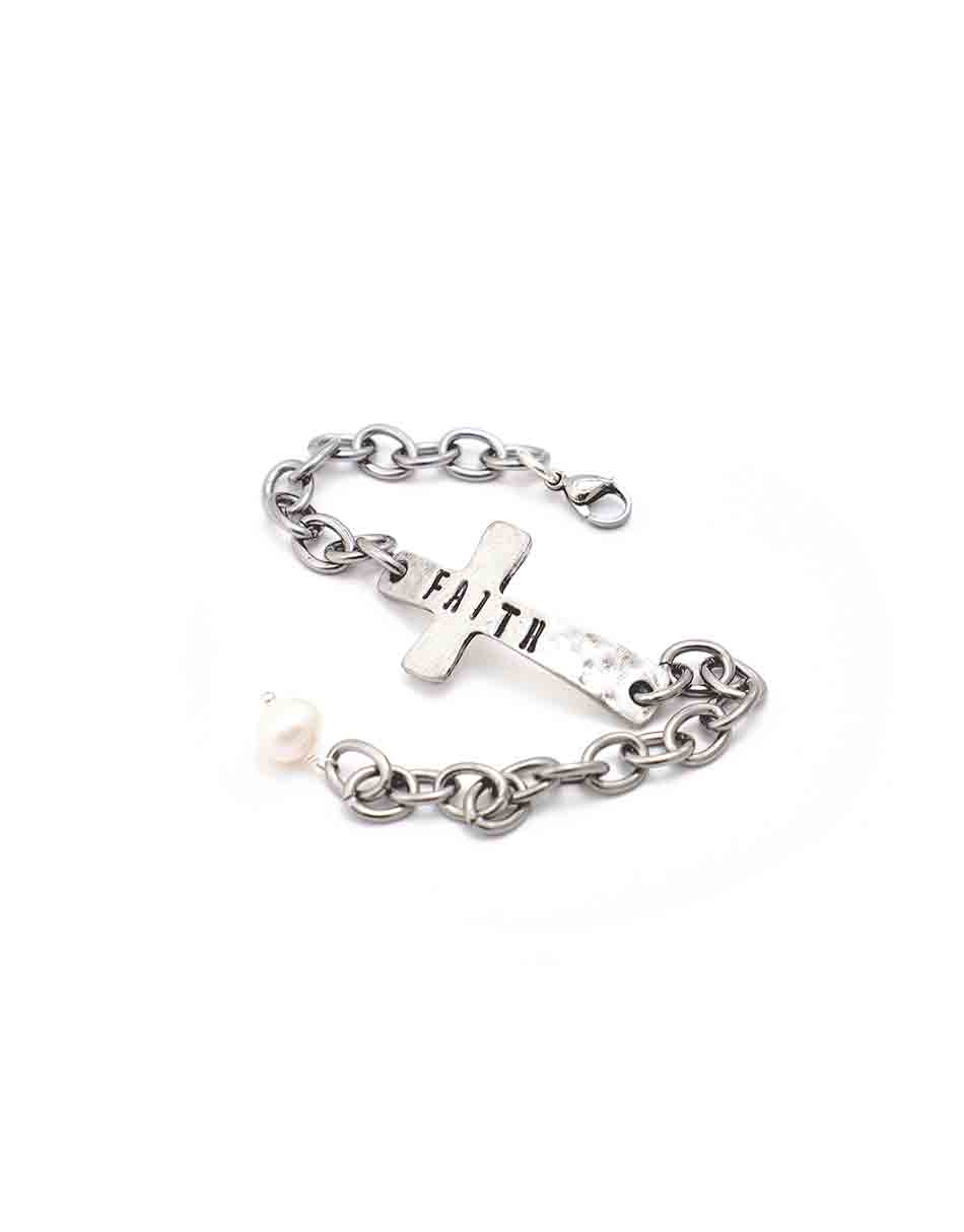 hammered-faith-charm-bracelet-1