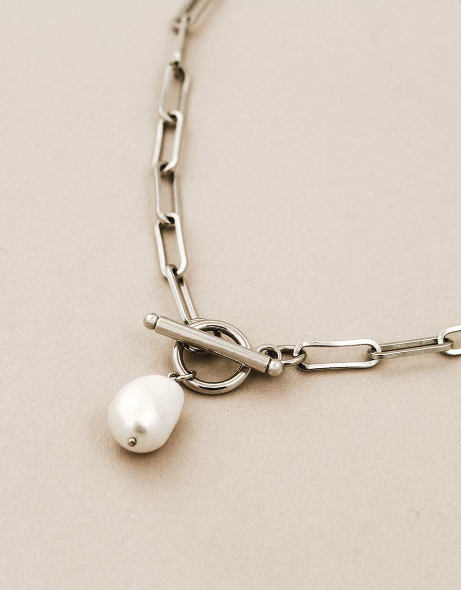 silver-baroque-pearl-necklace-3