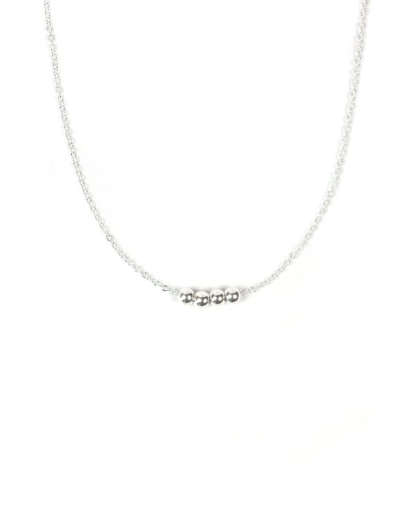 silver-beadednecklace-flatlay