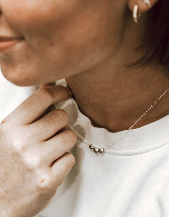 silver-little-loves-necklace-model